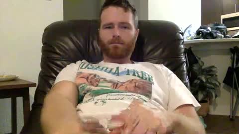 Snapshot of ryanoliver83 chatting on December 1, 2024, 11:36 pm Ryan Oliver online show from December 1, 2024, 11:36 pm