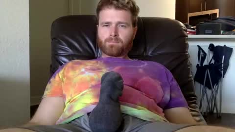 Snapshot of ryanoliver83 chatting on January 1, 2025, 8:26 pm Ryan Oliver online show from January 1, 2025, 8:26 pm