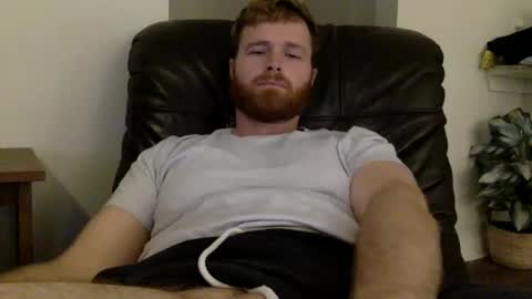 Snapshot of ryanoliver83 chatting on January 20, 2025, 2:53 am Ryan Oliver online show from January 20, 2025, 2:53 am