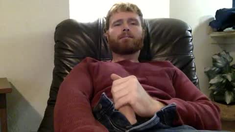 Snapshot of ryanoliver83 chatting on January 24, 2025, 11:45 pm Ryan Oliver online show from January 24, 2025, 11:45 pm