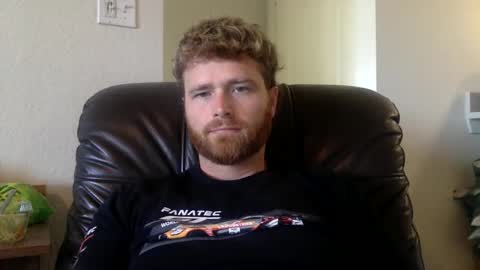 Snapshot of ryanoliver83 chatting on February 15, 2025, 7:50 pm Ryan Oliver online show from February 15, 2025, 7:50 pm