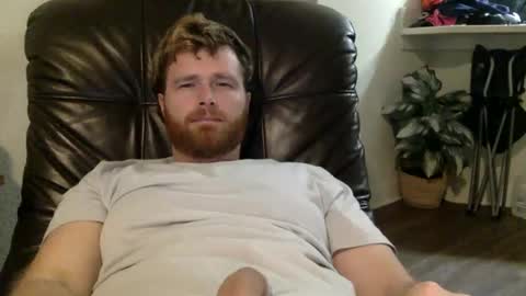 Snapshot of ryanoliver83 chatting on February 22, 2025, 3:23 am Ryan Oliver online show from February 22, 2025, 3:23 am
