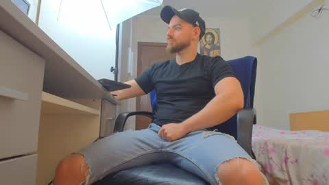 Ryanstone  online show from June 20, 2026, 6:38 am