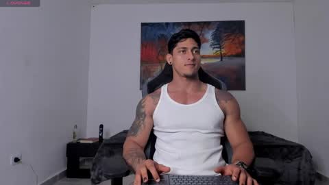 ryanwhite3 online show from April 27, 2026, 11:14 pm
