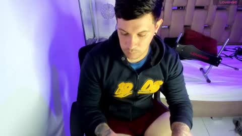 Hunter Ryden online show from March 11, 2025, 4:21 am