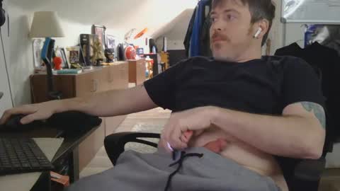 Snapshot of ryis2high chatting on December 22, 2024, 10:49 am Ryis2High online show from December 22, 2024, 10:49 am