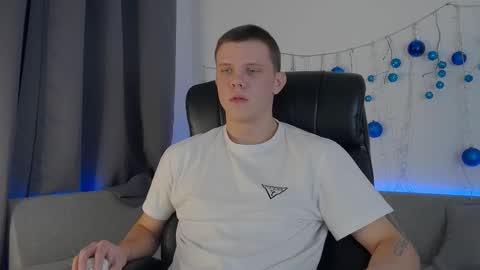 ryker_rr online show from December 10, 2024, 4:38 pm