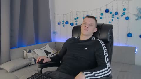 ryker_rr online show from December 24, 2024, 9:17 am