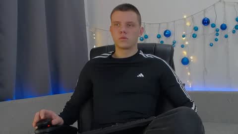 ryker_rr online show from December 27, 2024, 7:46 pm