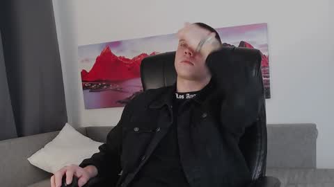 ryker_rr online show from January 9, 2025, 2:11 am