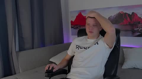 ryker_rr online show from January 26, 2025, 1:41 am