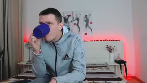 ryker_rr online show from February 7, 2025, 3:01 am