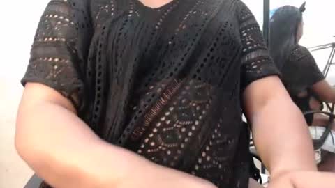 rylle_asian online show from January 9, 2026, 4:21 pm