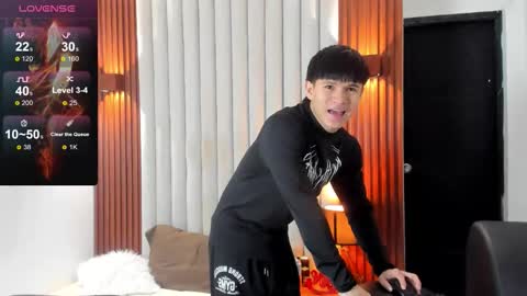 Ryo Kush online show from January 13, 2026, 3:23 am