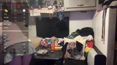 RyTracey2024 online show from September 21, 2025, 2:13 am