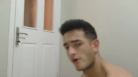 Snapshot of s2ici chatting on October 21, 2025, 9:37 pm s2ici online show from October 21, 2025, 9:37 pm