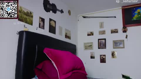 Snapshot of s_a_t_u_r_n chatting on September 10, 2025, 6:02 am ST online show from September 10, 2025, 6:02 am