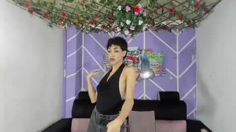 s_d_b_hot online show from June 21, 2026, 1:13 pm