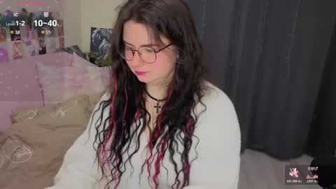 Kate online show from May 15, 2026, 8:16 pm