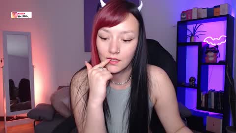  Lilith  independent model online show from October 28, 2025, 11:18 pm