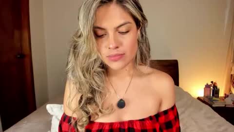 Leslie Beltrn online show from November 24, 2025, 3:06 am