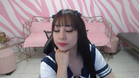 Sabrina online show from September 18, 2025, 1:02 pm