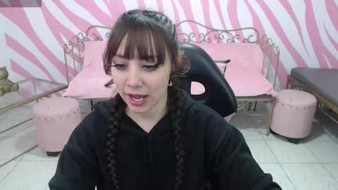 Sabrina online show from October 16, 2025, 1:12 pm