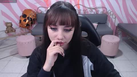 Sabrina online show from October 27, 2025, 1:15 pm