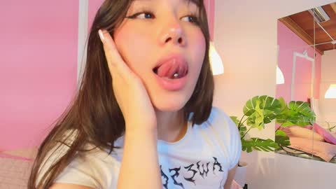 Samantha   online show from December 17, 2024, 6:31 pm