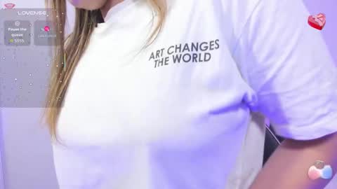 Snapshot of saaya_tay chatting on October 14, 2025, 3:18 am saaya_tay online show from October 14, 2025, 3:18 am