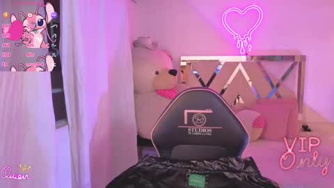saaya_tay online show from February 27, 2026, 3:17 am