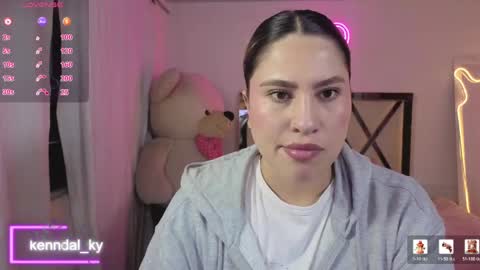 saaya_tay online show from May 5, 2026, 3:14 am