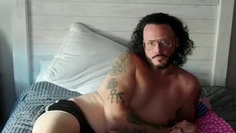 Sabastion online show from February 11, 2026, 6:24 pm