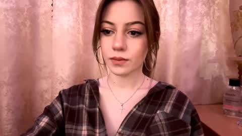 Mika online show from December 17, 2025, 5:41 pm