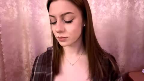 Mika online show from December 22, 2025, 5:43 pm