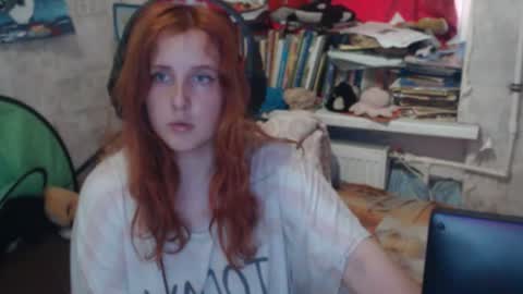 sabochka888 online show from June 15, 2026, 5:53 am