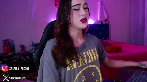 sabrina fox online show from March 28, 2026, 4:56 am