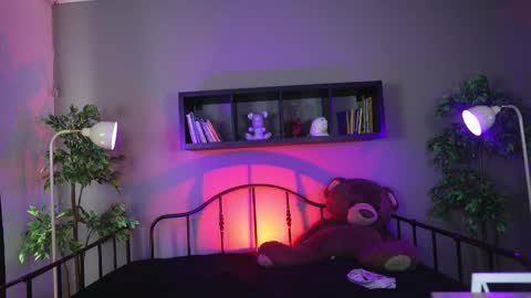 sabri   online show from November 5, 2025, 2:17 pm