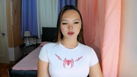 sabrina_hilson online show from March 13, 2026, 3:57 am