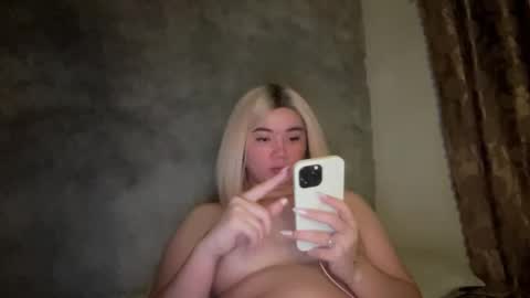 Sabrina Miller  not into cheap  online show from December 4, 2024, 1:36 am