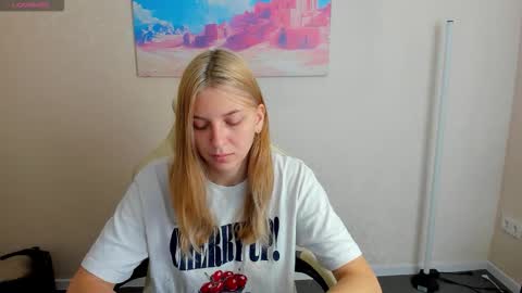 Snapshot of sabrina_moun chatting on September 18, 2025, 12:45 am sabrina_moun online show from September 18, 2025, 12:45 am