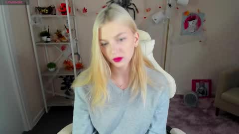 Snapshot of sabrina_moun chatting on October 24, 2025, 9:28 am sabrina_moun online show from October 24, 2025, 9:28 am