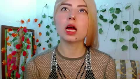 Snapshot of sabrinaexpositoxx chatting on November 2, 2025, 1:08 am SABRI online show from November 2, 2025, 1:08 am