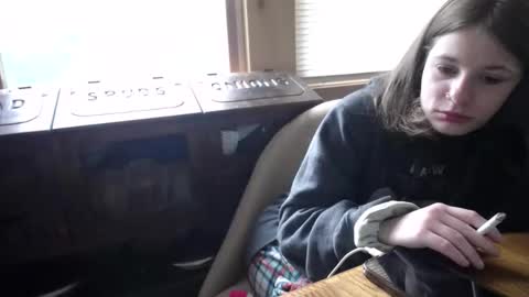 Sabrina online show from September 18, 2025, 11:56 am