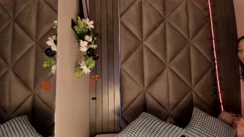 Snapshot of sabrinaspell_ chatting on October 21, 2025, 11:33 am S A B R I N A  online show from October 21, 2025, 11:33 am