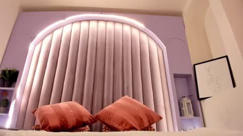 S A B R I N A  online show from November 13, 2025, 11:42 am