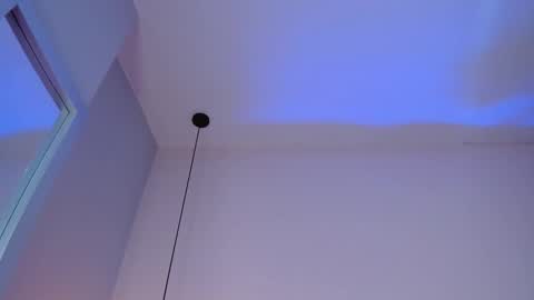 Sabrina Warren online show from September 10, 2025, 1:05 am