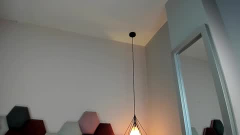 Sabrina Warren online show from September 20, 2025, 12:06 pm