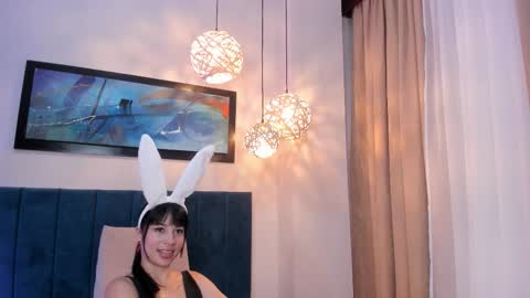 Sabrina Warren online show from October 15, 2025, 1:50 am