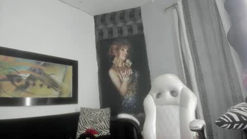 Snapshot of sabrinaxxx11 chatting on October 15, 2025, 12:05 pm sabrinaxxx11 online show from October 15, 2025, 12:05 pm